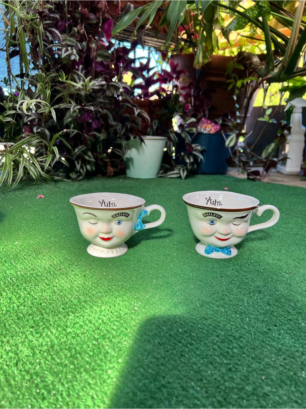 Novelty Ceramic Winking Face Coffee Cups - White with Blue Accents